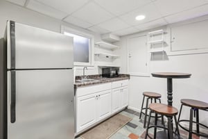 Jones Pl-S1704-040.jpg