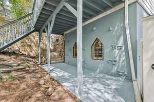 Jones Pl-S1704-048.jpg