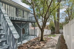 Jones Pl-S1704-049.jpg