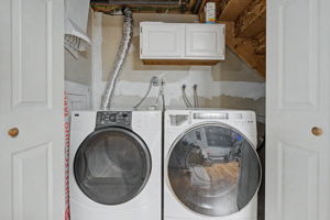  Photo 48