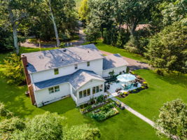  Photo 107