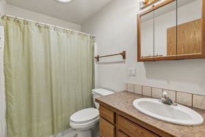  Photo 40
