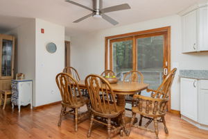 KitchenBreakfastArea-5