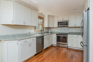KitchenBreakfastArea-3