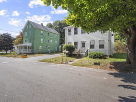 16 Murray Ave, Grafton, MA 44