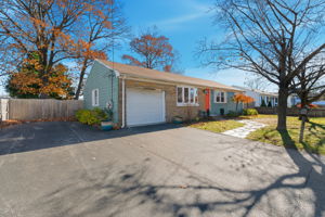  Photo 33