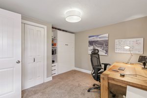 Bedroom/Office