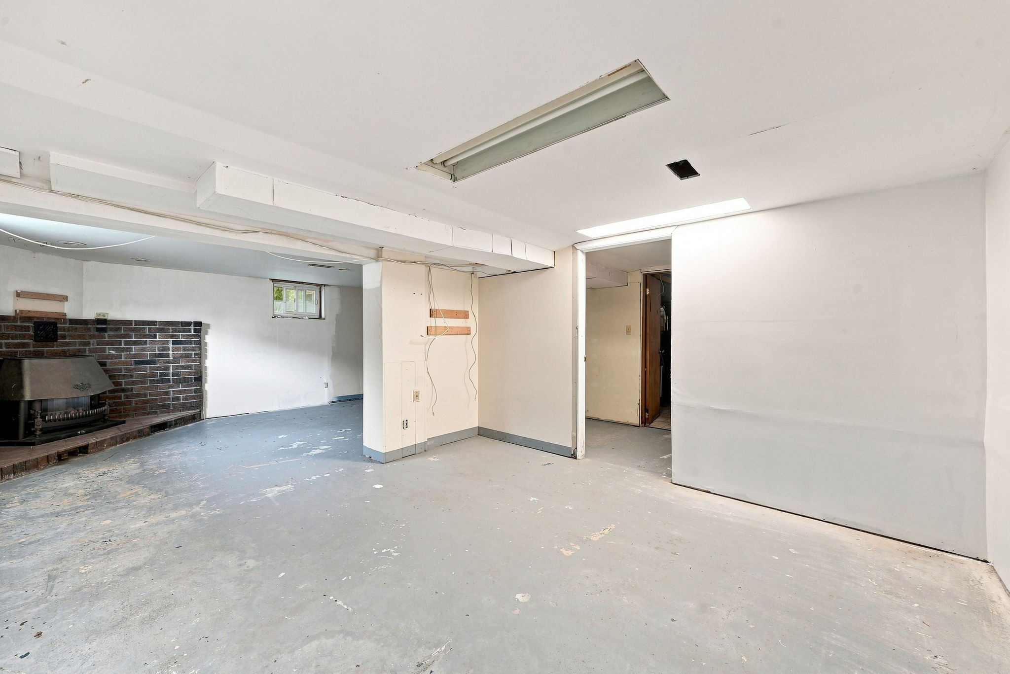  Photo 45