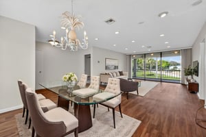 8P3A3330 virtually staged.jpeg