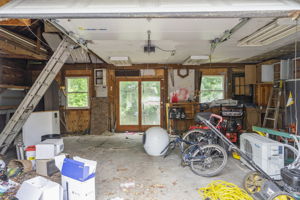  Photo 47