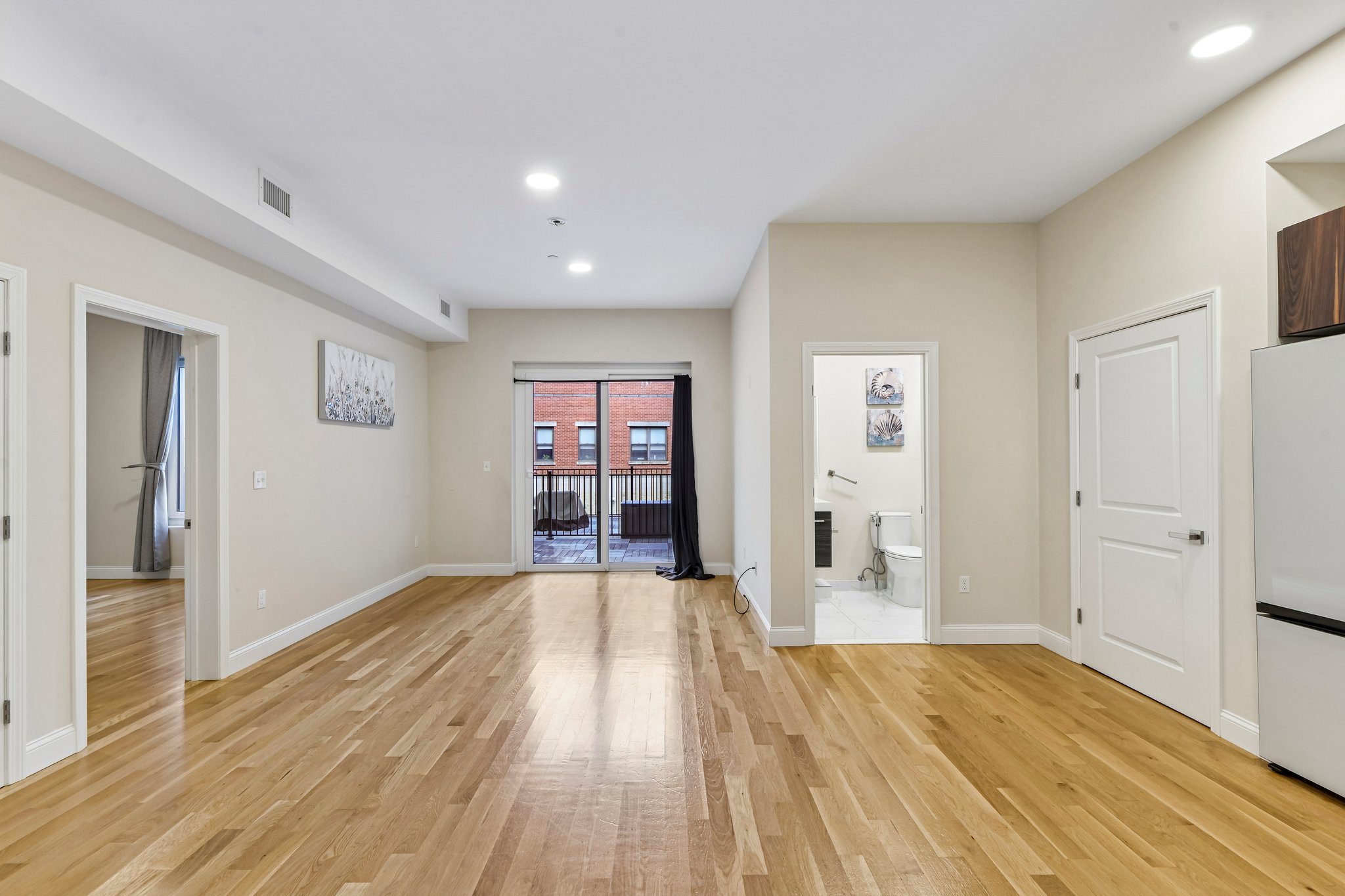 Taber St 203-S0510-007.jpg