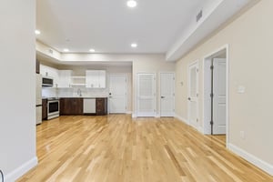 Taber St 203-S0510-005.jpg