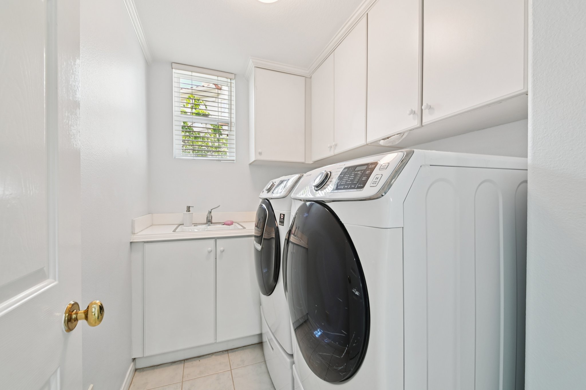 Tidal Surf-S0304-047.jpg