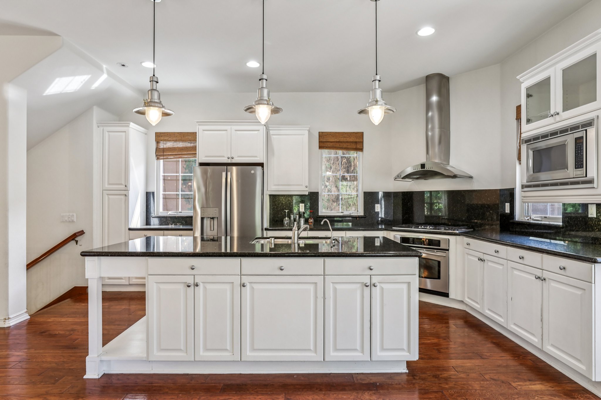 Via Amanti-S1604-014.jpg