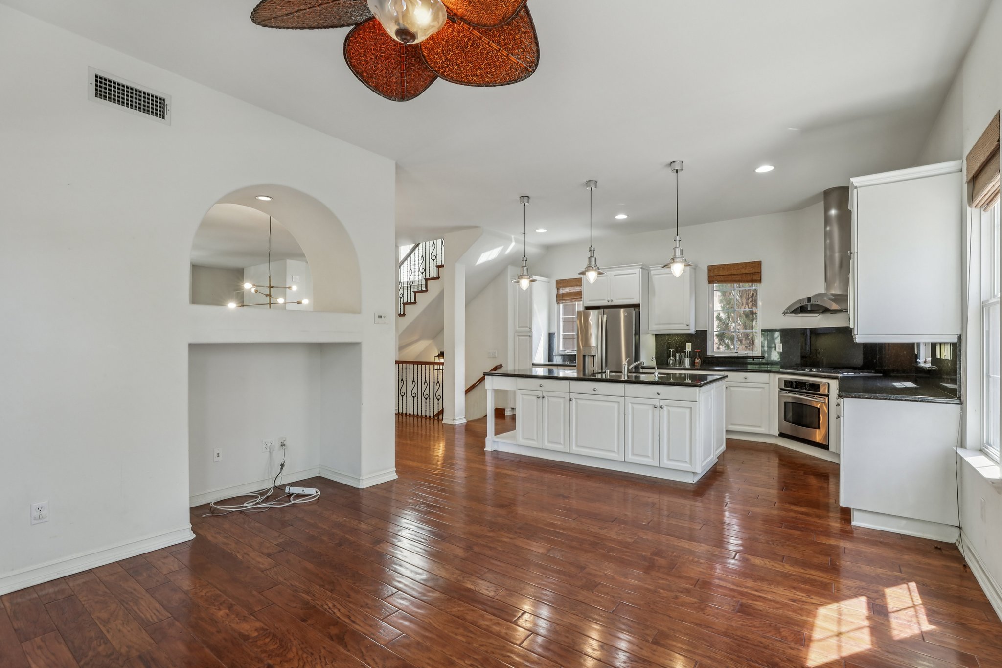 Via Amanti-S1604-016.jpg