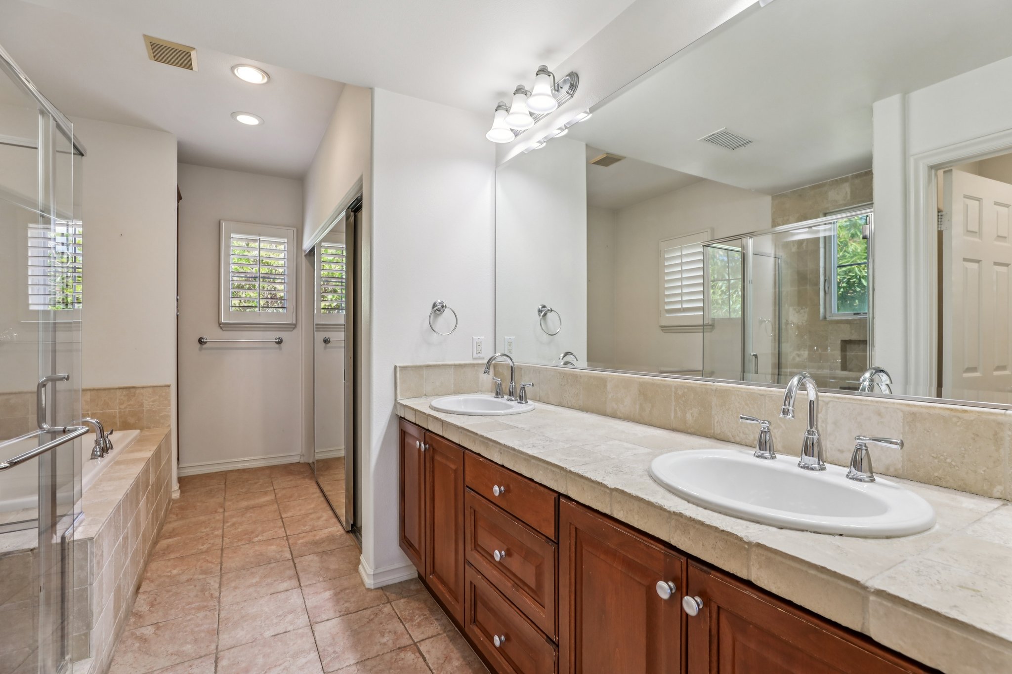 Via Amanti-S1604-025.jpg