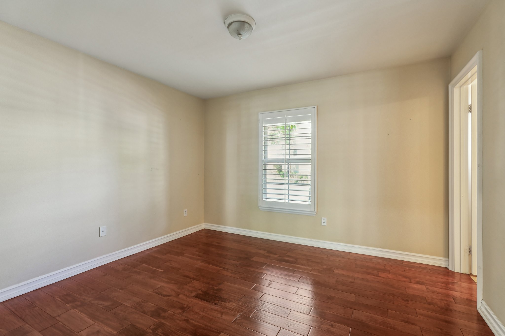 Via Amanti-S1604-030.jpg