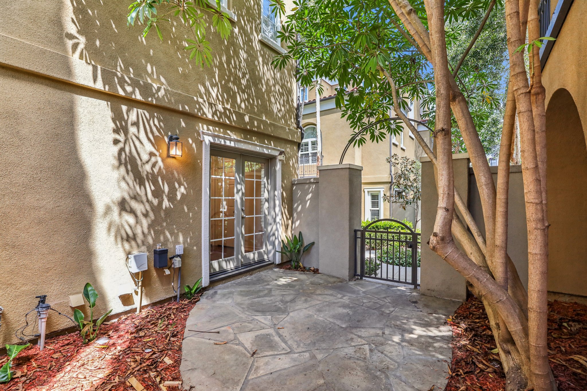 Via Amanti-S1604-036.jpg