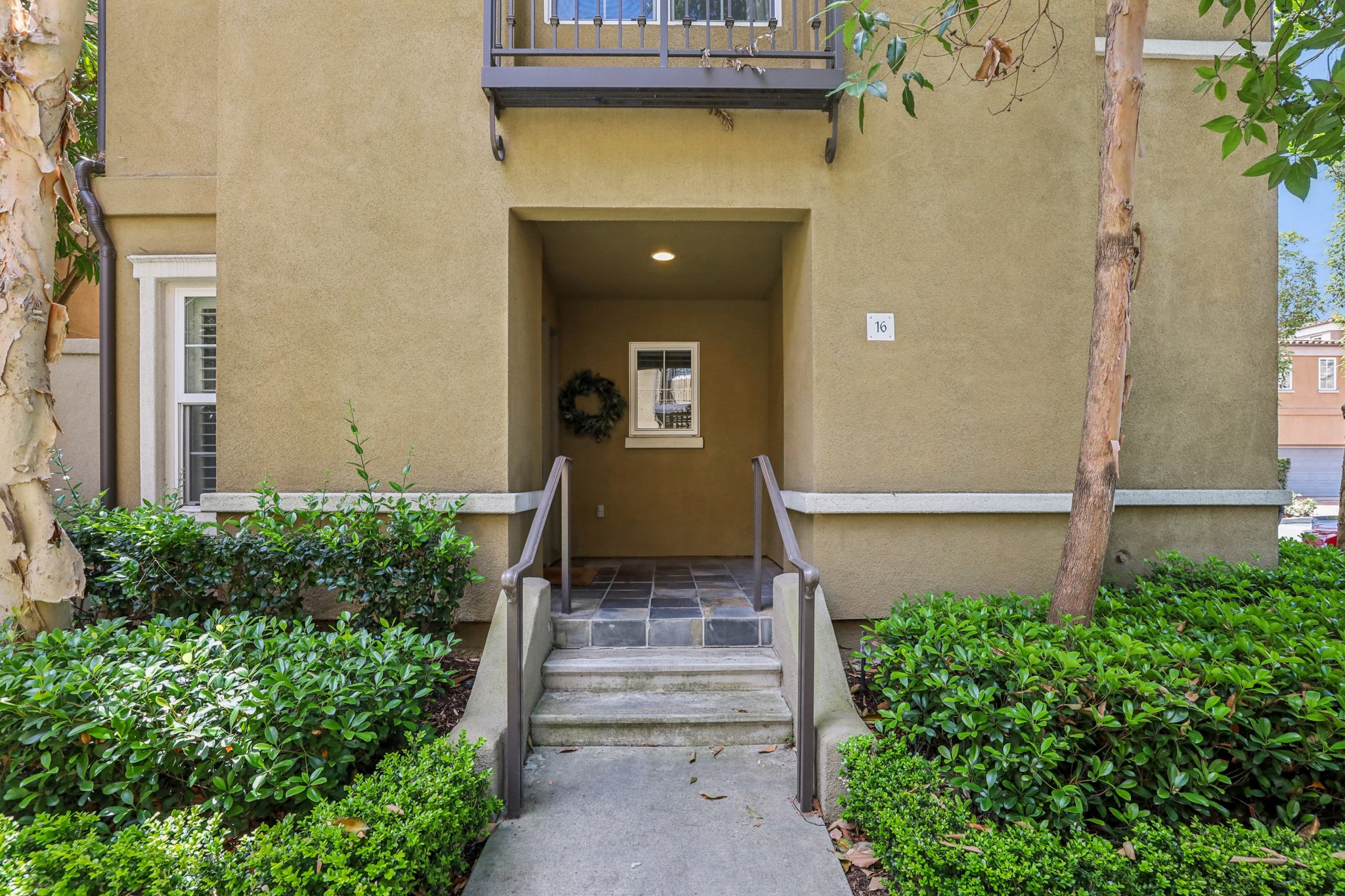 Via Amanti-S1604-038.jpg