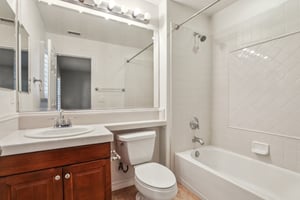 Via Amanti-S1604-033.jpg