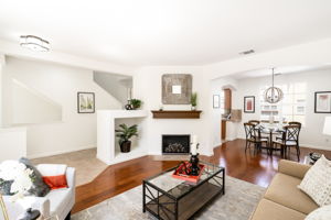 16 Warhol Way-6