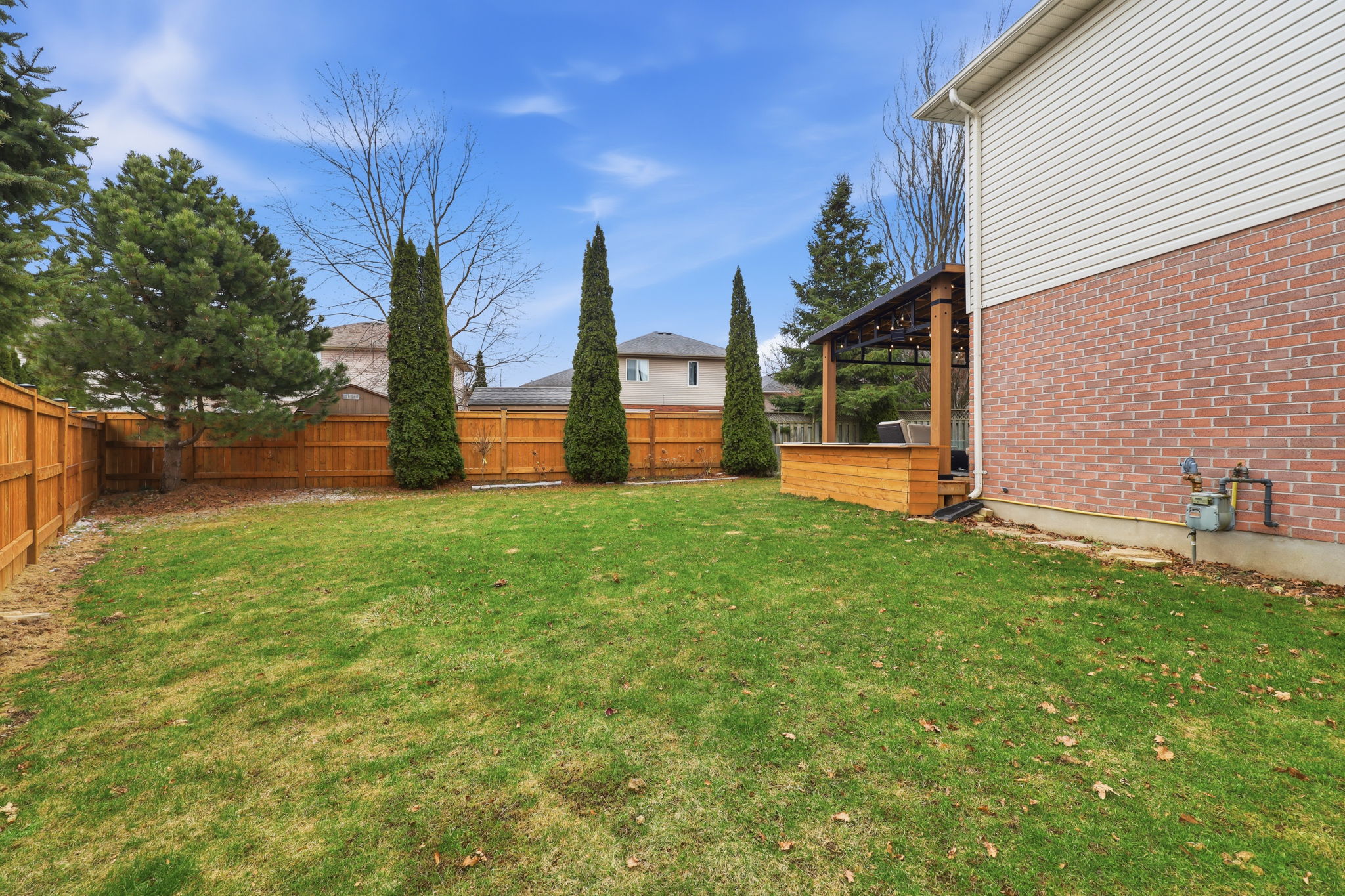 16 Windemere Place - Final Listing Photos-040