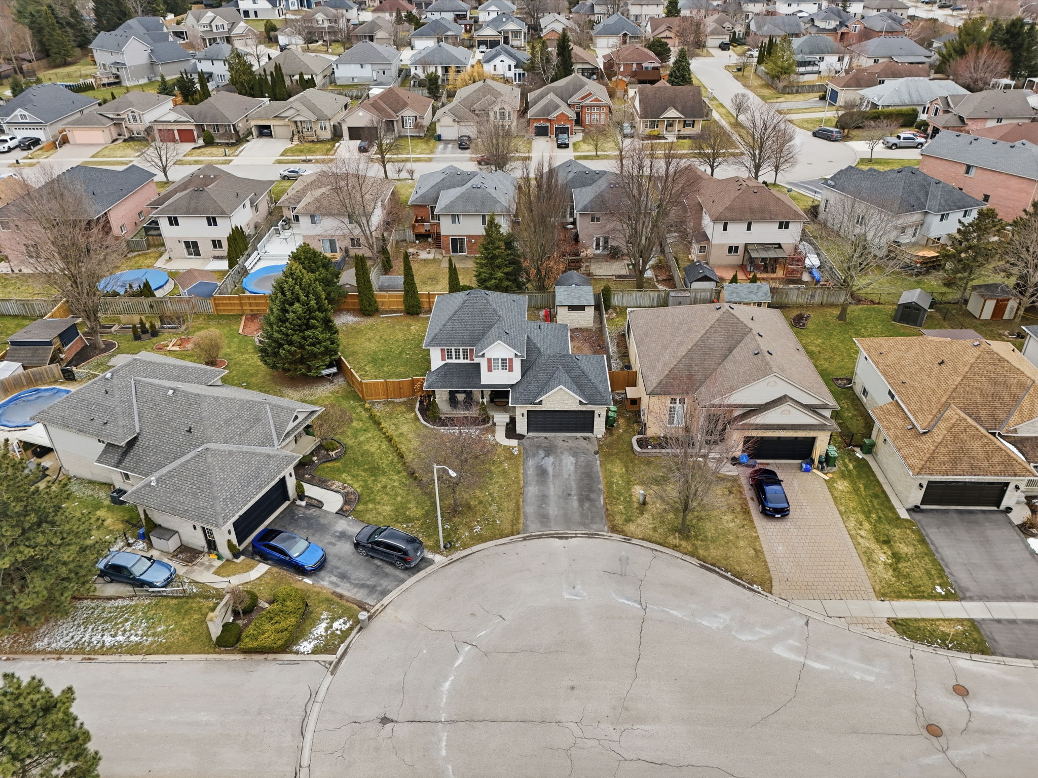 16 Windemere Place - Final Listing Photos-051