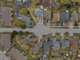 16 Windemere Place - Final Listing Photos--3