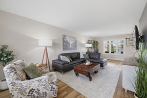 16 Windemere Place - Final Listing Photos-018