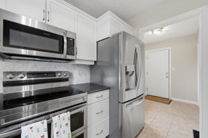 16 Windemere Place - Final Listing Photos-030