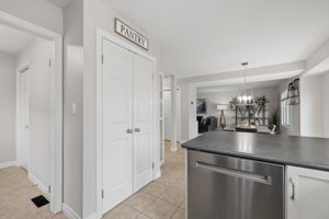 16 Windemere Place - Final Listing Photos-031