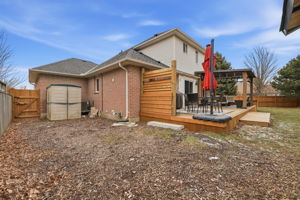 16 Windemere Place - Final Listing Photos-044