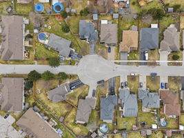 16 Windemere Place - Final Listing Photos-053