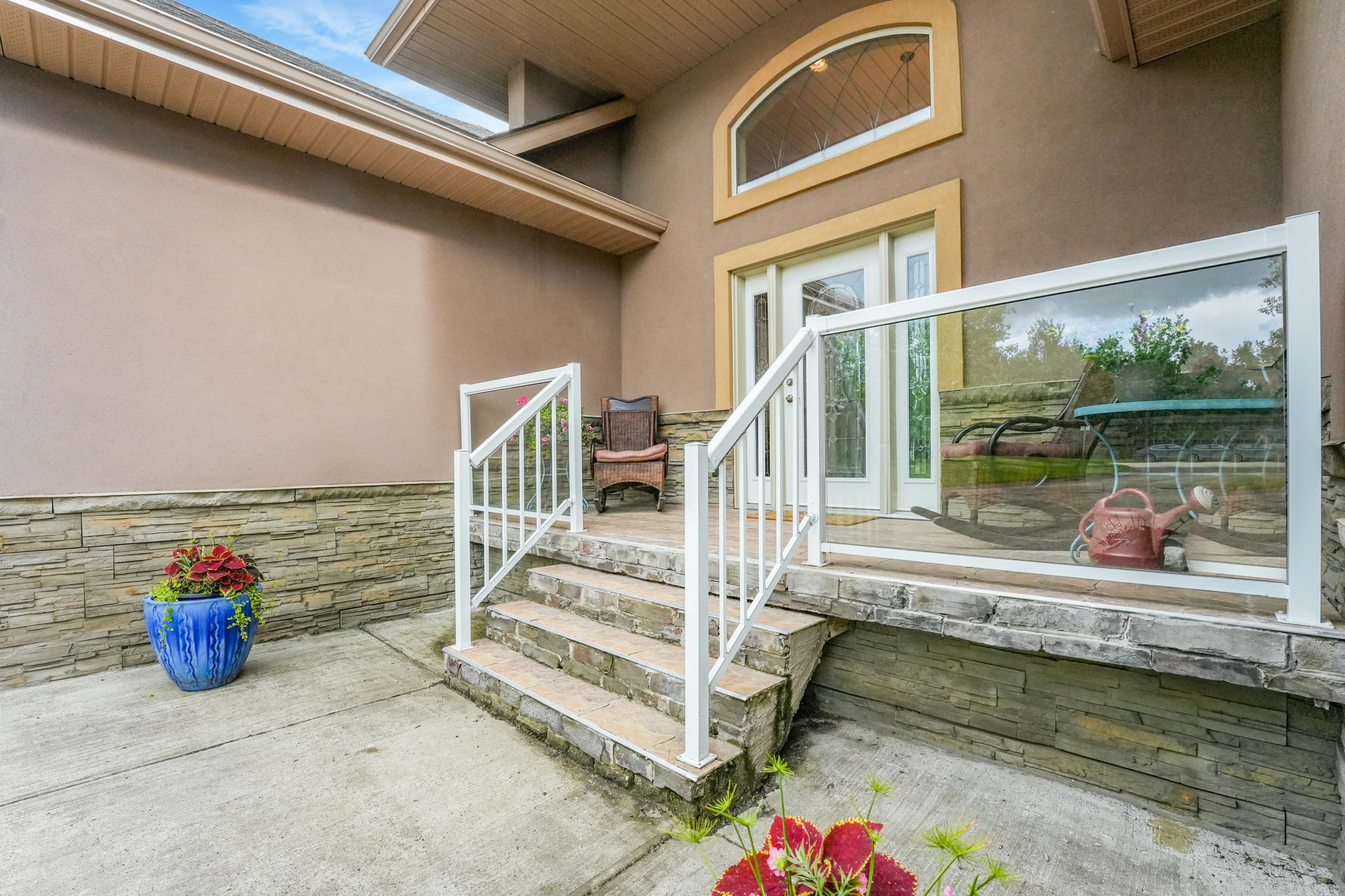  Photo 30