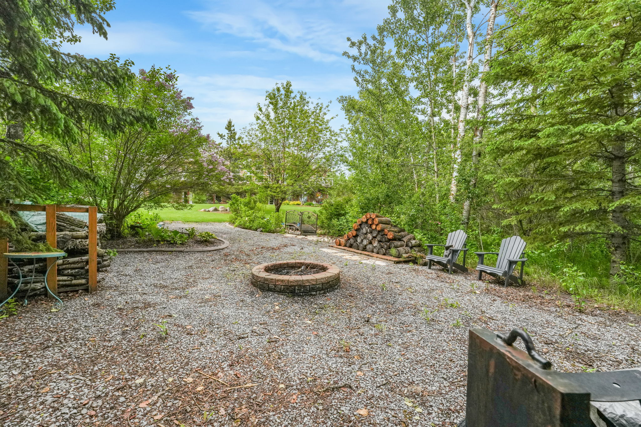  Photo 46
