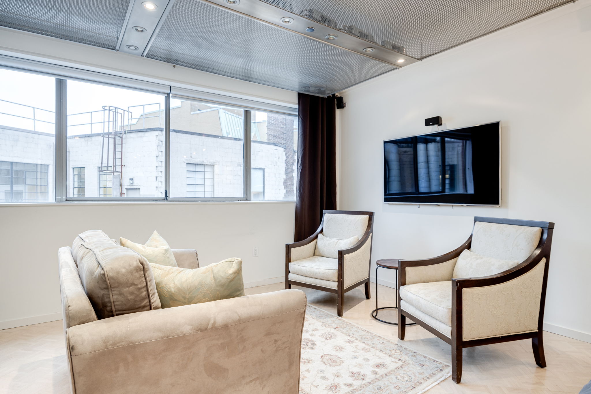 Toronto property showcase — delivered property photograph 20