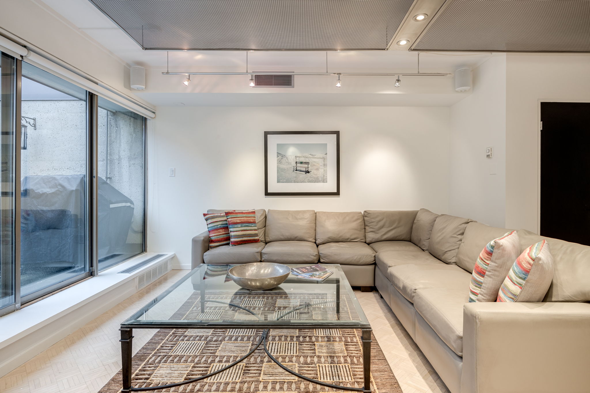 Toronto property showcase — delivered property photograph 9