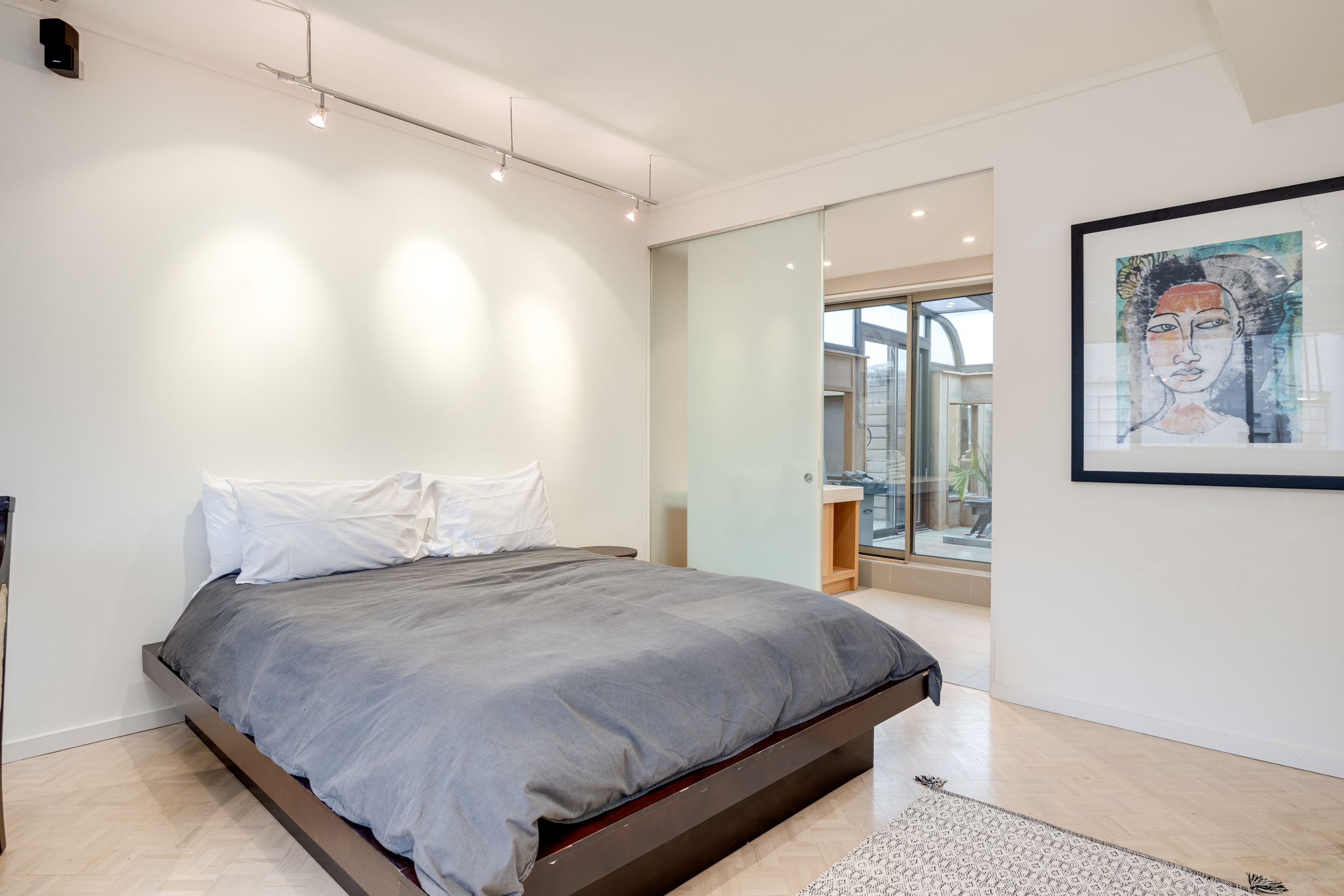 Toronto property showcase — delivered property photograph 19