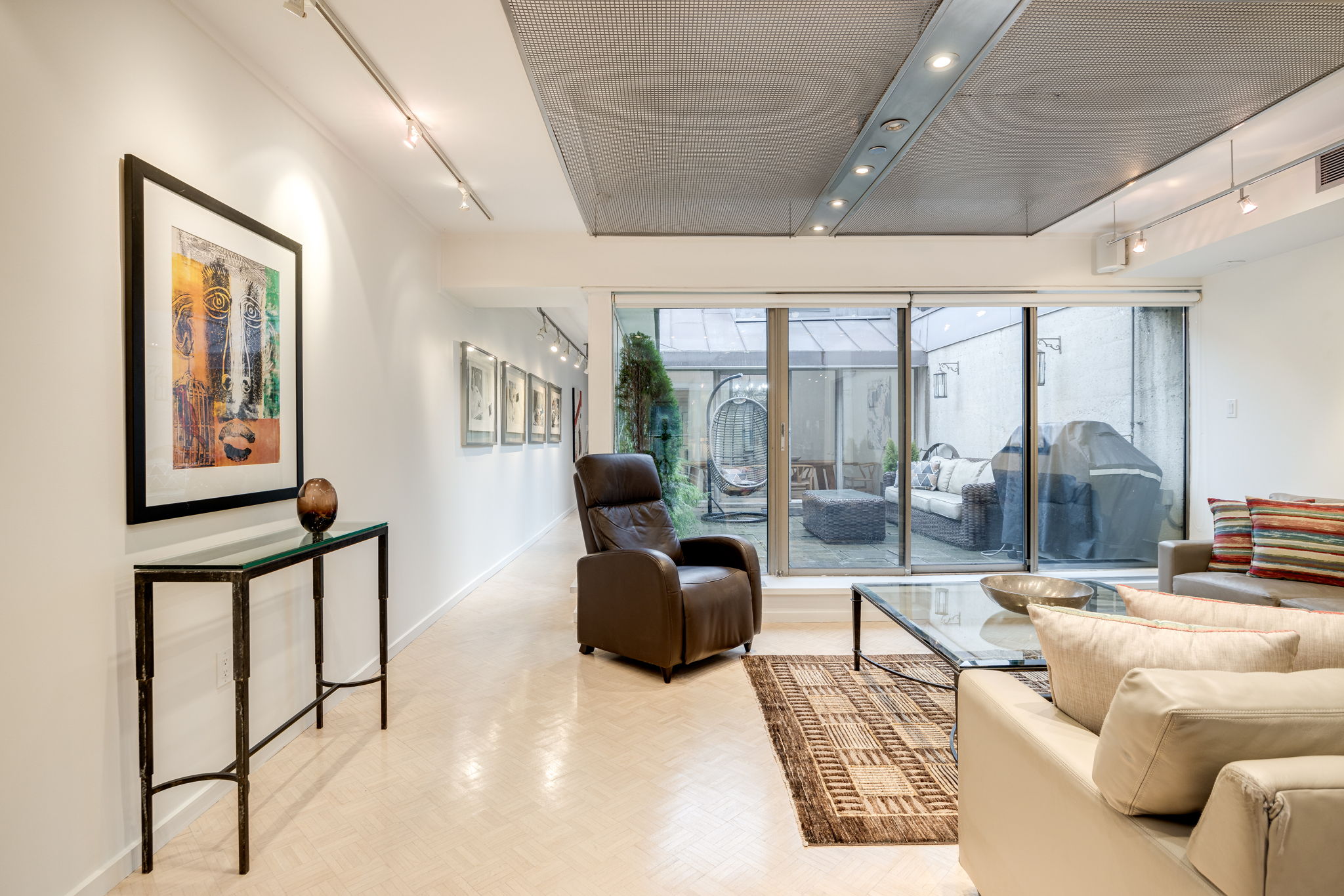 Toronto property showcase — delivered property photograph 8