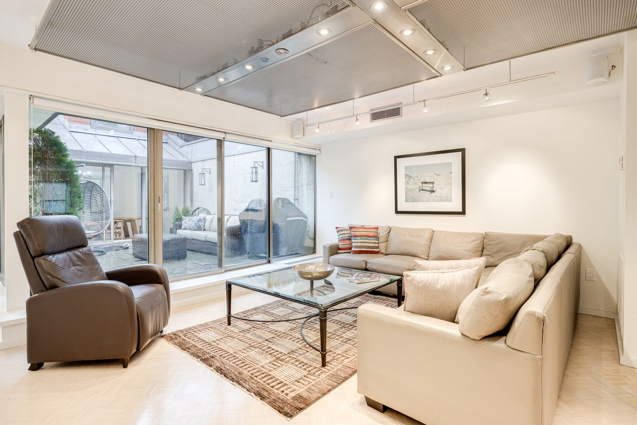 Toronto property showcase — delivered property photograph 7