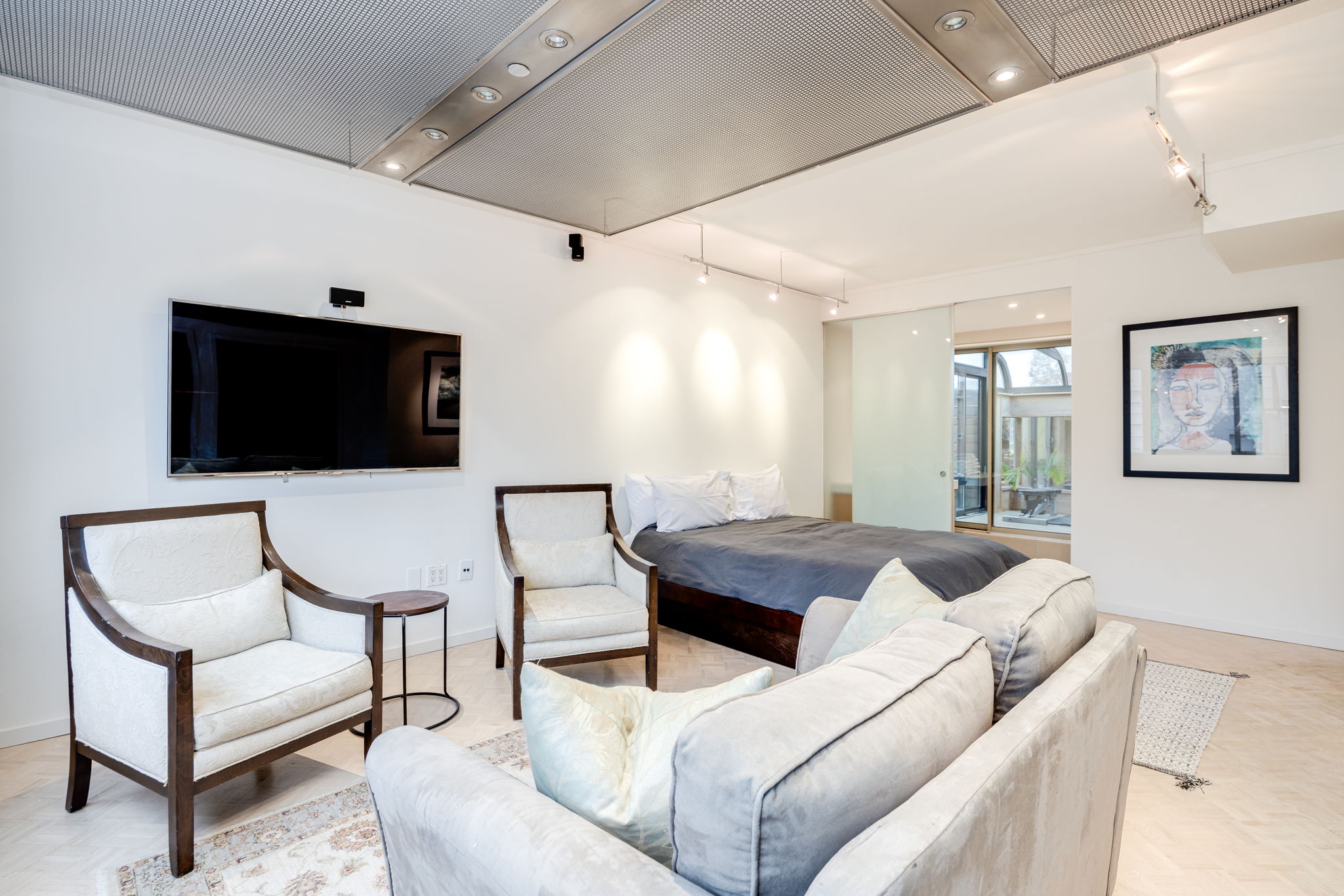Toronto property showcase — delivered property photograph 21