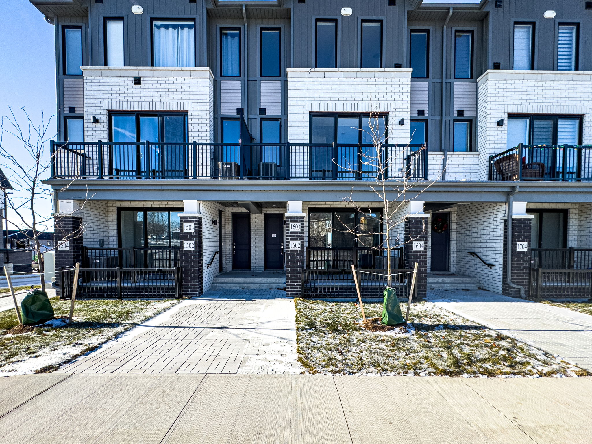 160 Densmore Rd Unit 1604 Cobourg, ON K9A 4J9