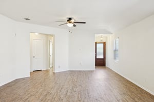 Field Ridge-S2203-007.jpg