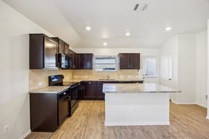 Field Ridge-S2203-009.jpg