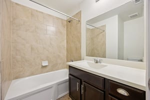 Field Ridge-S2203-016.jpg