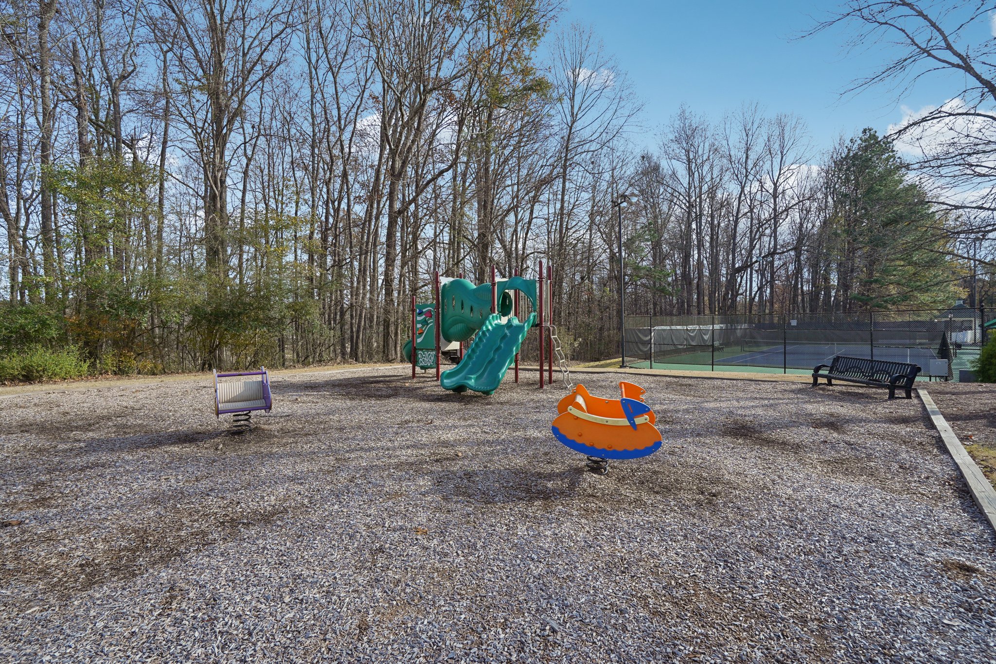 Greenview Dr-1812-904.jpg