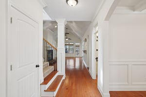 Greenview Dr-S1812-003.jpg