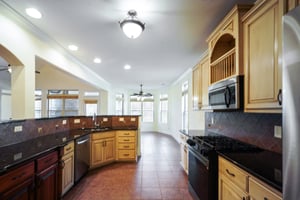 Greenview Dr-S1812-010.jpg