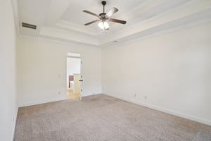 Greenview Dr-S1812-016.jpg