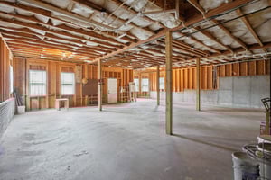 Greenview Dr-S1812-029.jpg